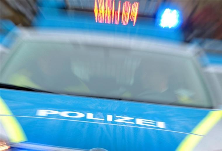 Zwei Einsätze an einem Abend hatte die Polizei Zeven in der Dr.-Otto-Straße.