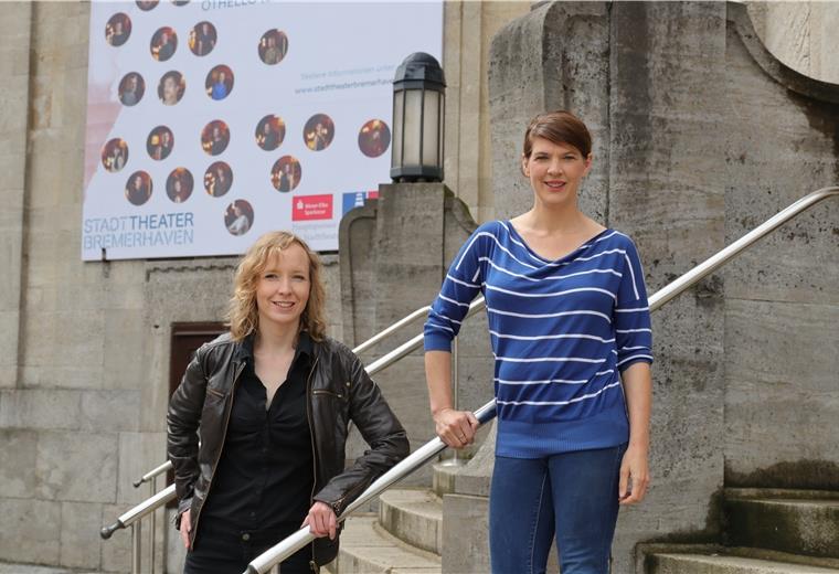 Dieses Duo begeisterte Schüler fürs Theater Zwei Jahre haben die Theaterpädagoginnen Insa Griesing und Ludmila Euler Schüler zum Theaterspielen animiert. Foto Stadttheater