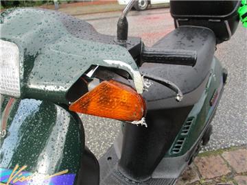 Zwei Jugendliche sind in Bremerhaven mit diesem Roller vor der Polizei geflüchtet. 