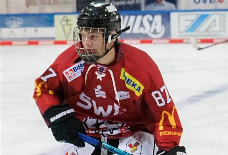 Stark! REV-Nachwuchs gewinnt auch zweites Spiel bei den Löwen Frankfurt Eishockeyspieler mit Helm und Gittervisier
