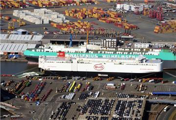 Zweiter Anlauf nach einem halben Jahr: Die „BYD Explorer No.1“ lag im Nordhafen.