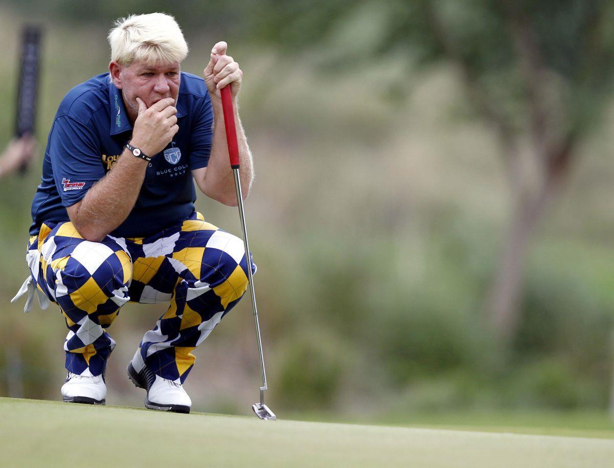 John Daly wird 50 - die schrägsten Outfits im Profi-Golf Zwischen 55 und 57 Millionen Dollar hat Daly beim Glücksspiel verzockt, sagt er selber. Er bedauert es nicht. Ganz im Gegenteil. "Ich hatte jede Menge Spaß dabei."