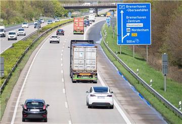 Zwischen Bremerhaven-Überseehäfen und Bremerhaven-Zentrum wird es wieder einspurig.