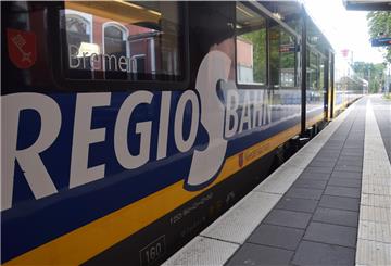 Zwischen Bremerhaven und Bremen kommt es wegen Bauarbeiten zu Störungen auf der Bahnlinie RS 2.